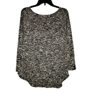Ivoire black & white long sleeve sweater sz L